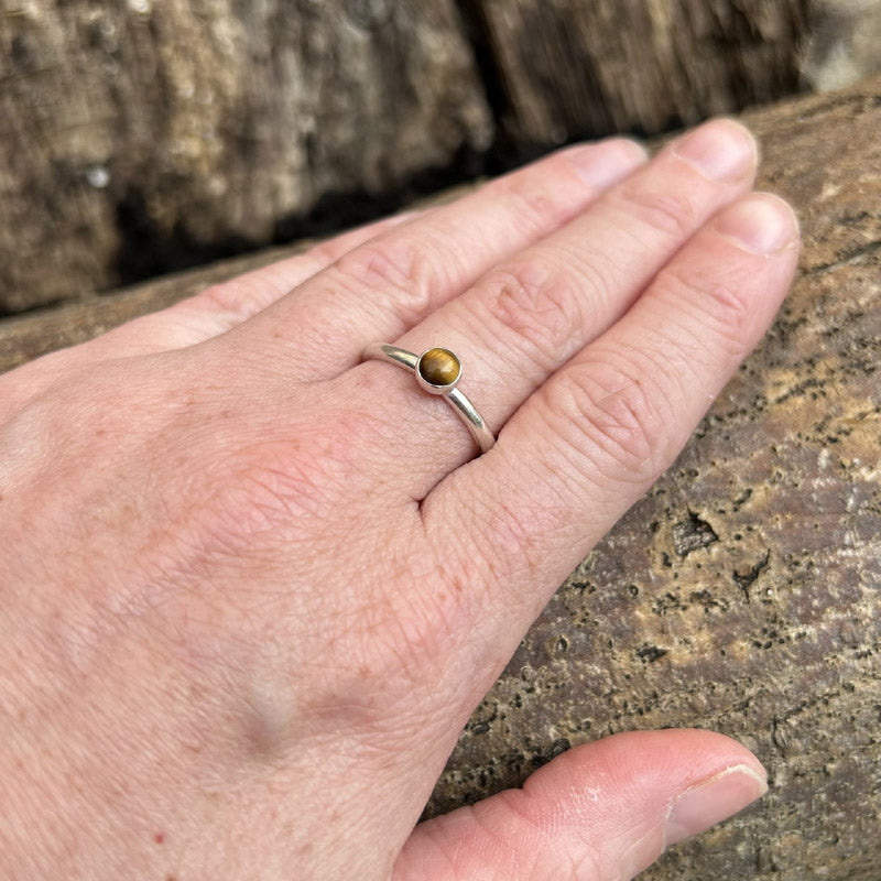 Tigers Eye single stone ring