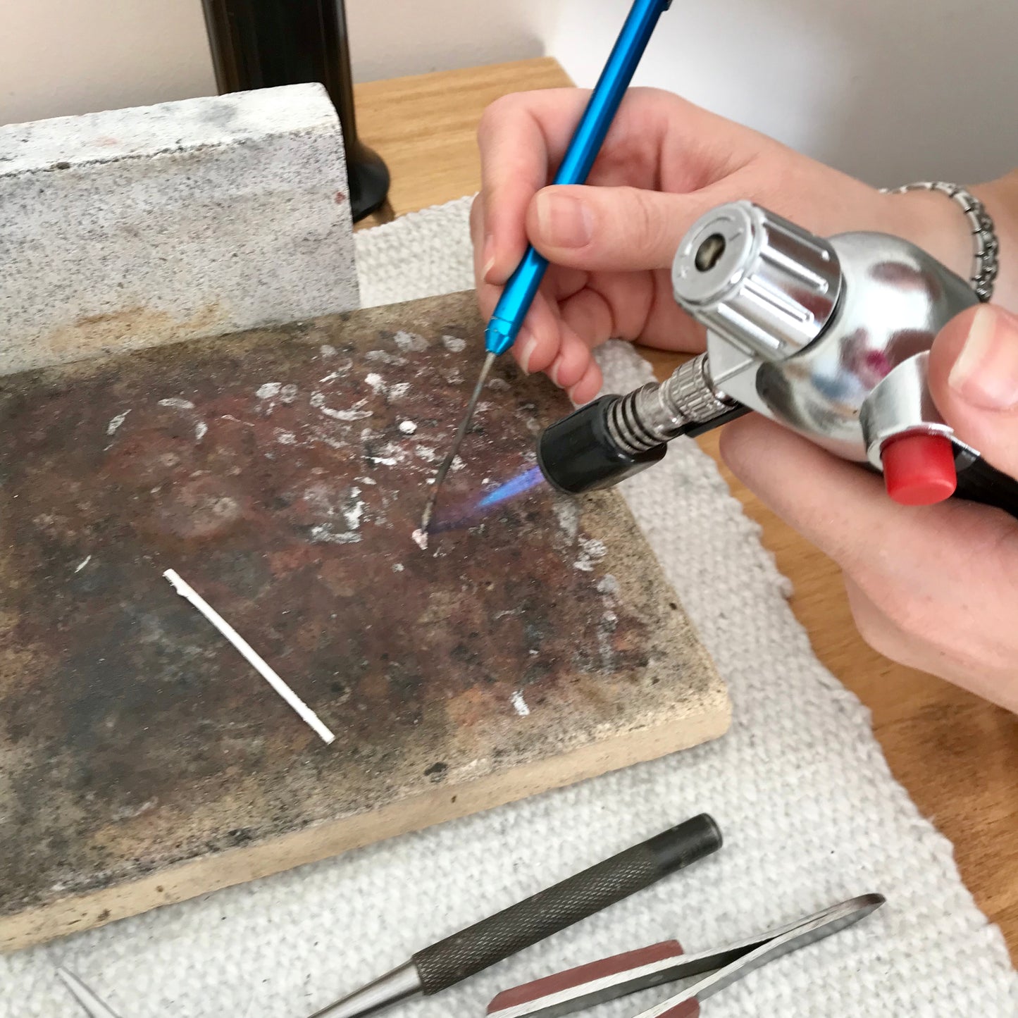 Private workshop - Ring with a stone workshop