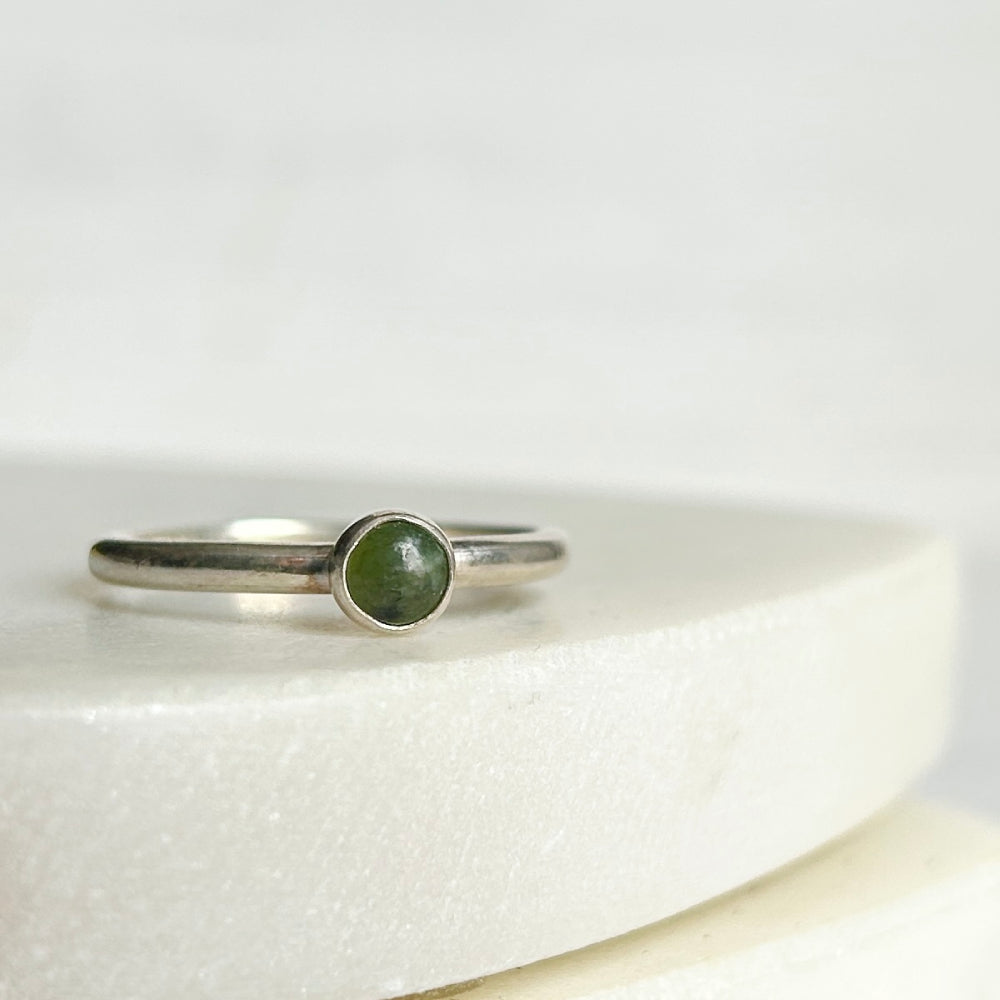 Nephrite Jade single stone ring