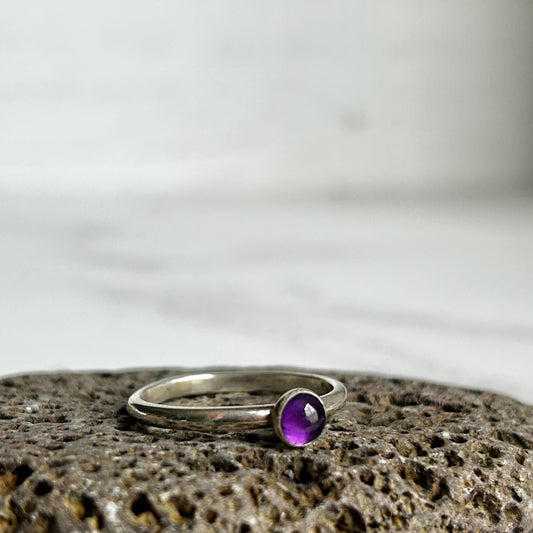 Amethyst single stone ring