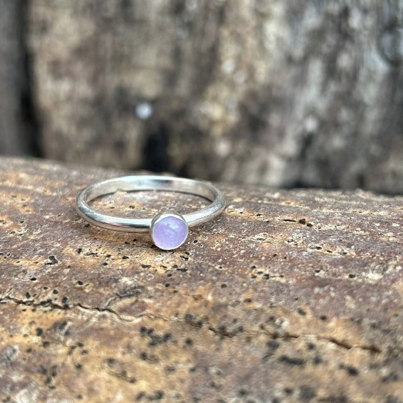Lavender Amethyst single stone ring