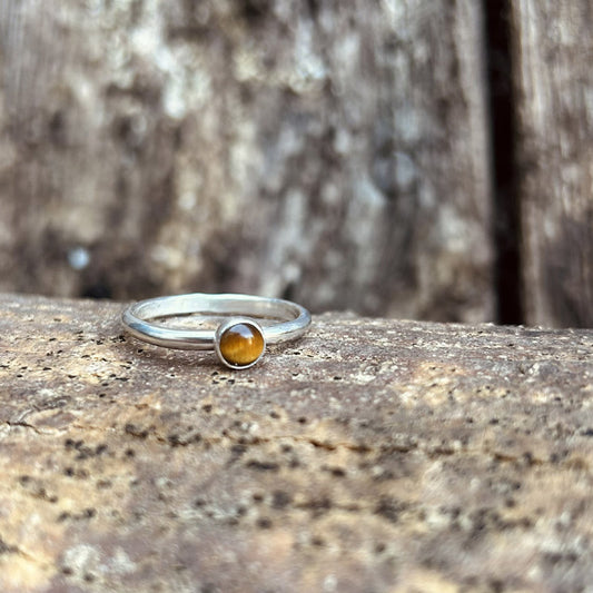 Tigers Eye single stone ring