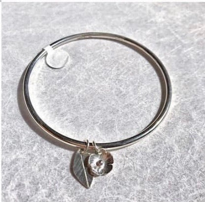 Silver flower and silver leaf charm bangle